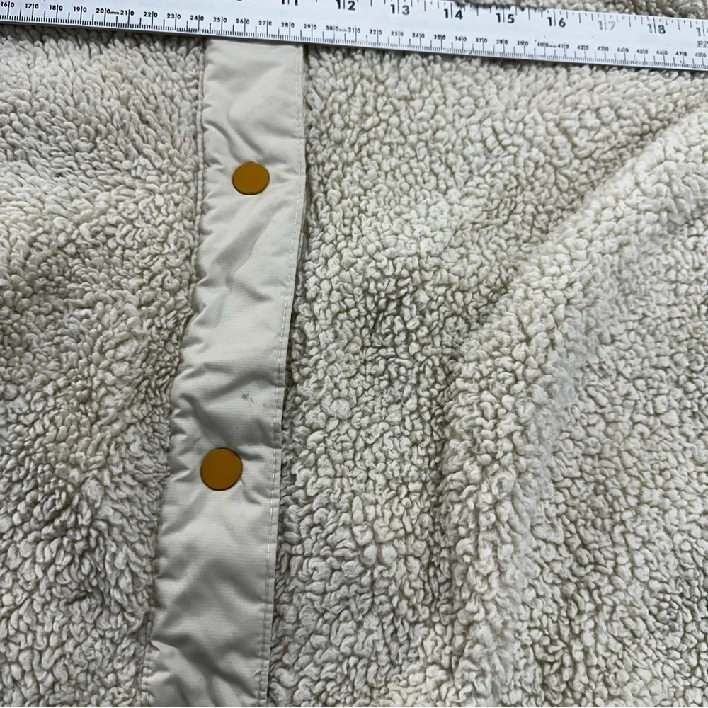 Nike sz small fleece snap button jacket A50